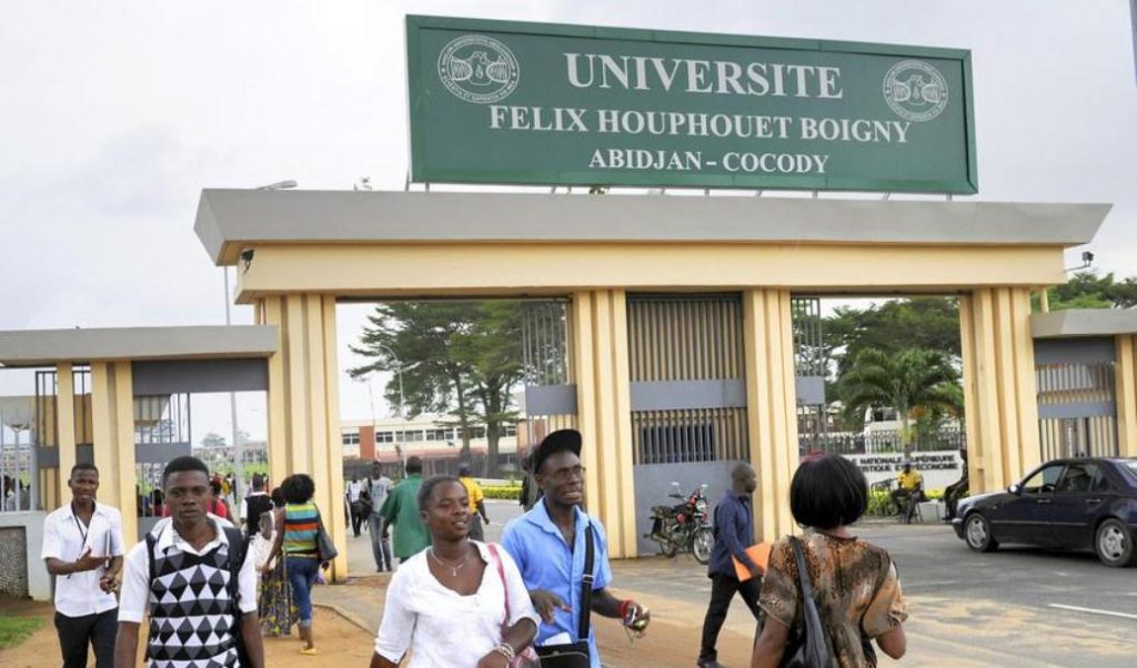 Procédure de demande d'équivalence à l'Université Houphouët-Boigny 2024-2025 : Calendrier et délais de dépôt des dossiers