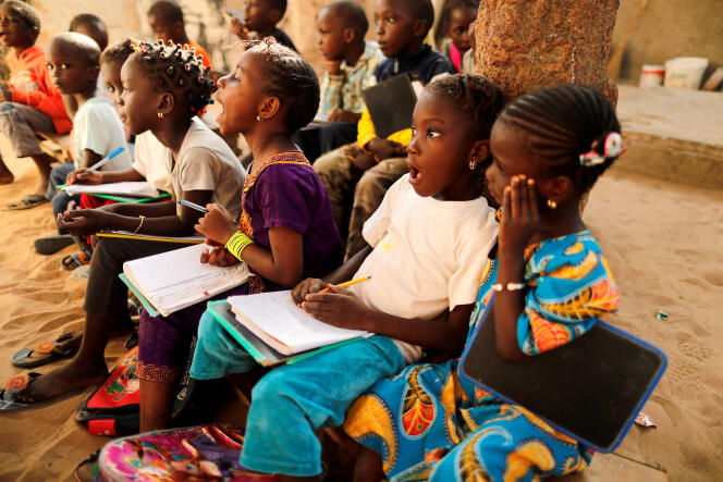 L'enseignement en langues nationales se déploie dans 19 régions de la Côte d'Ivoire